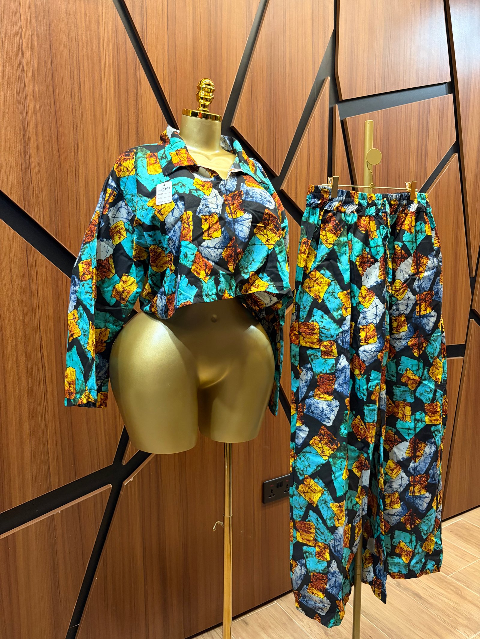 2 piece Long Sleeved Top with Trousers A0103
