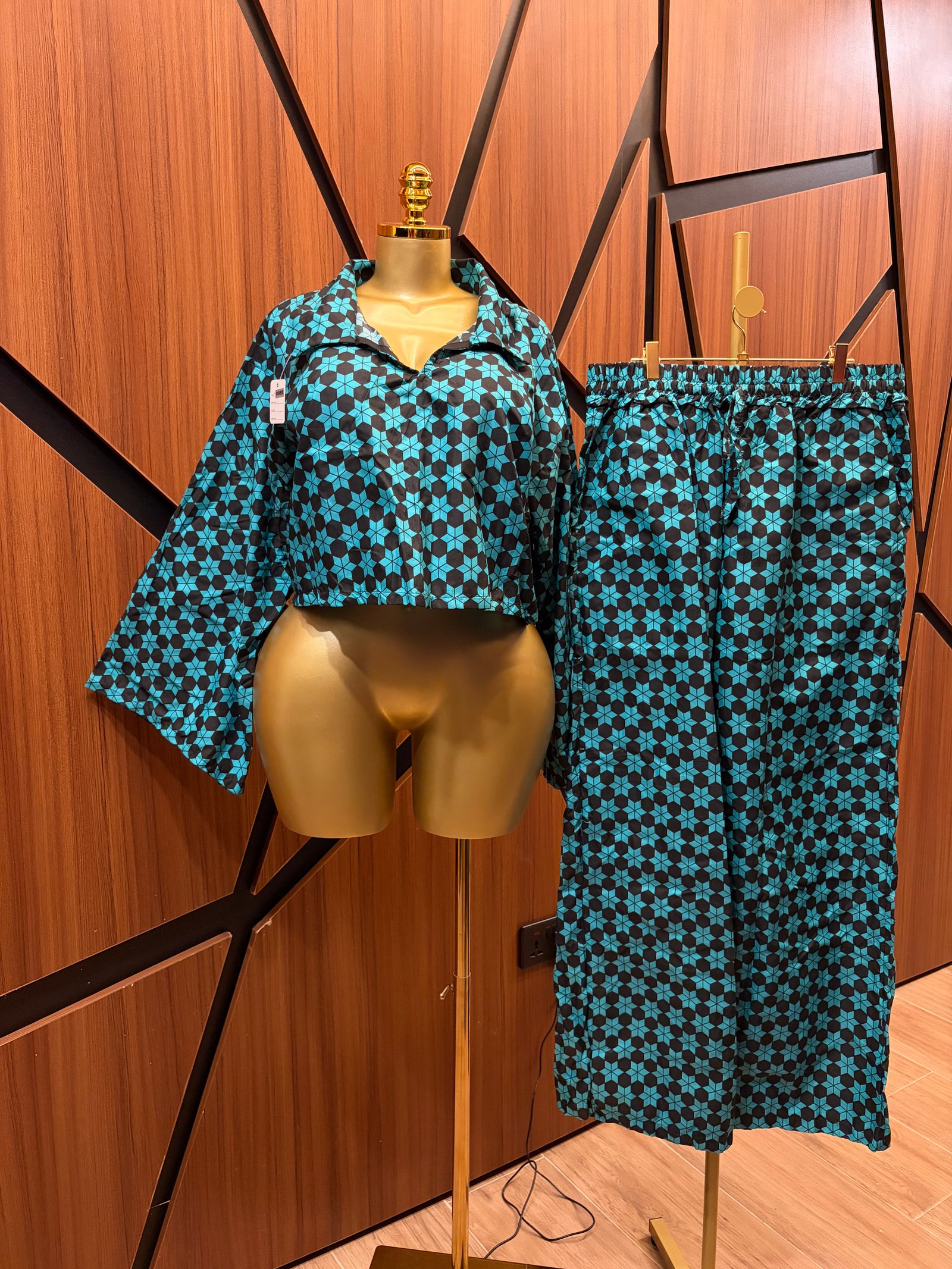 2 piece Long Sleeved Top with Trousers A0088