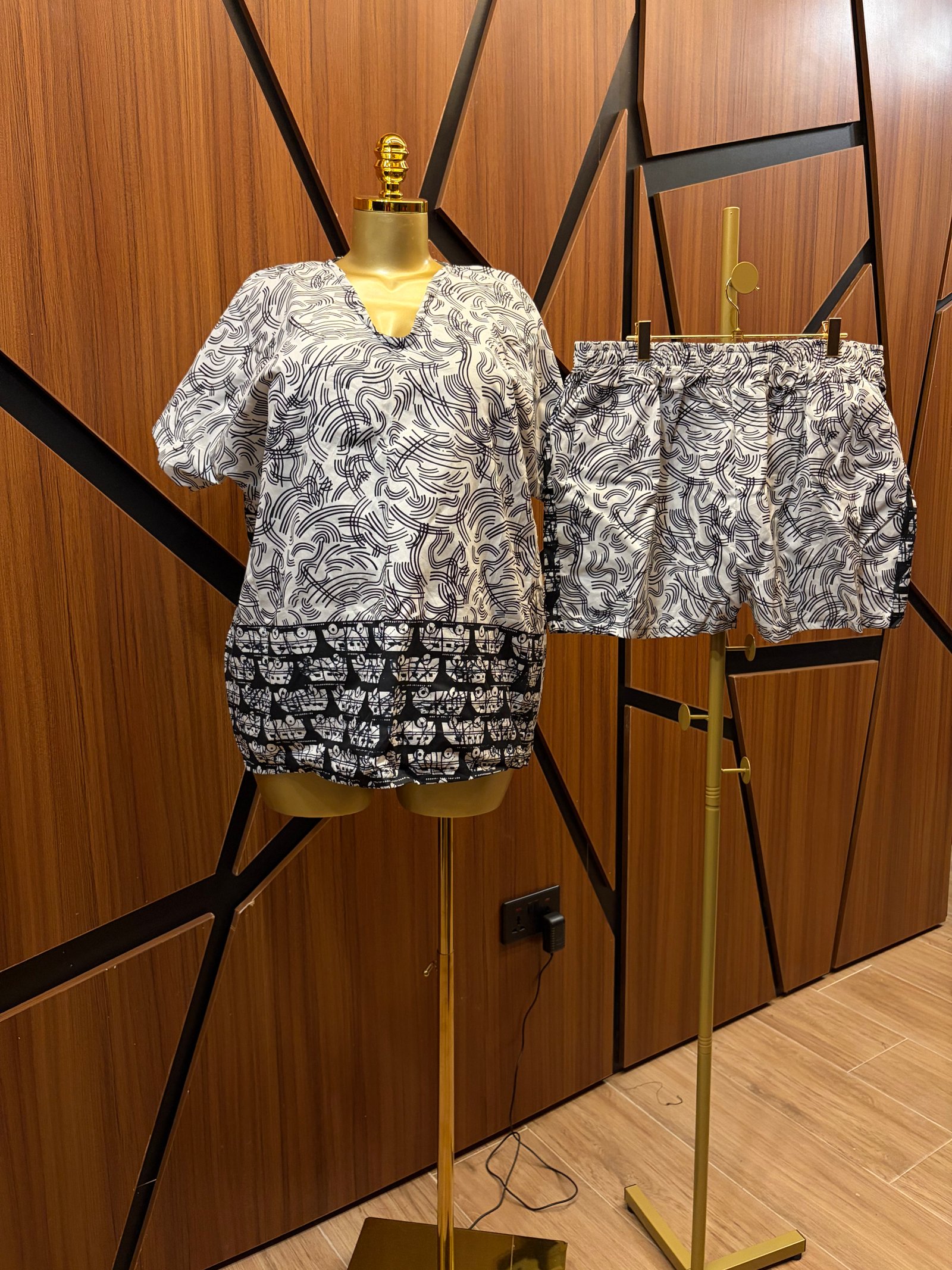 2 piece Shorts and top A0082