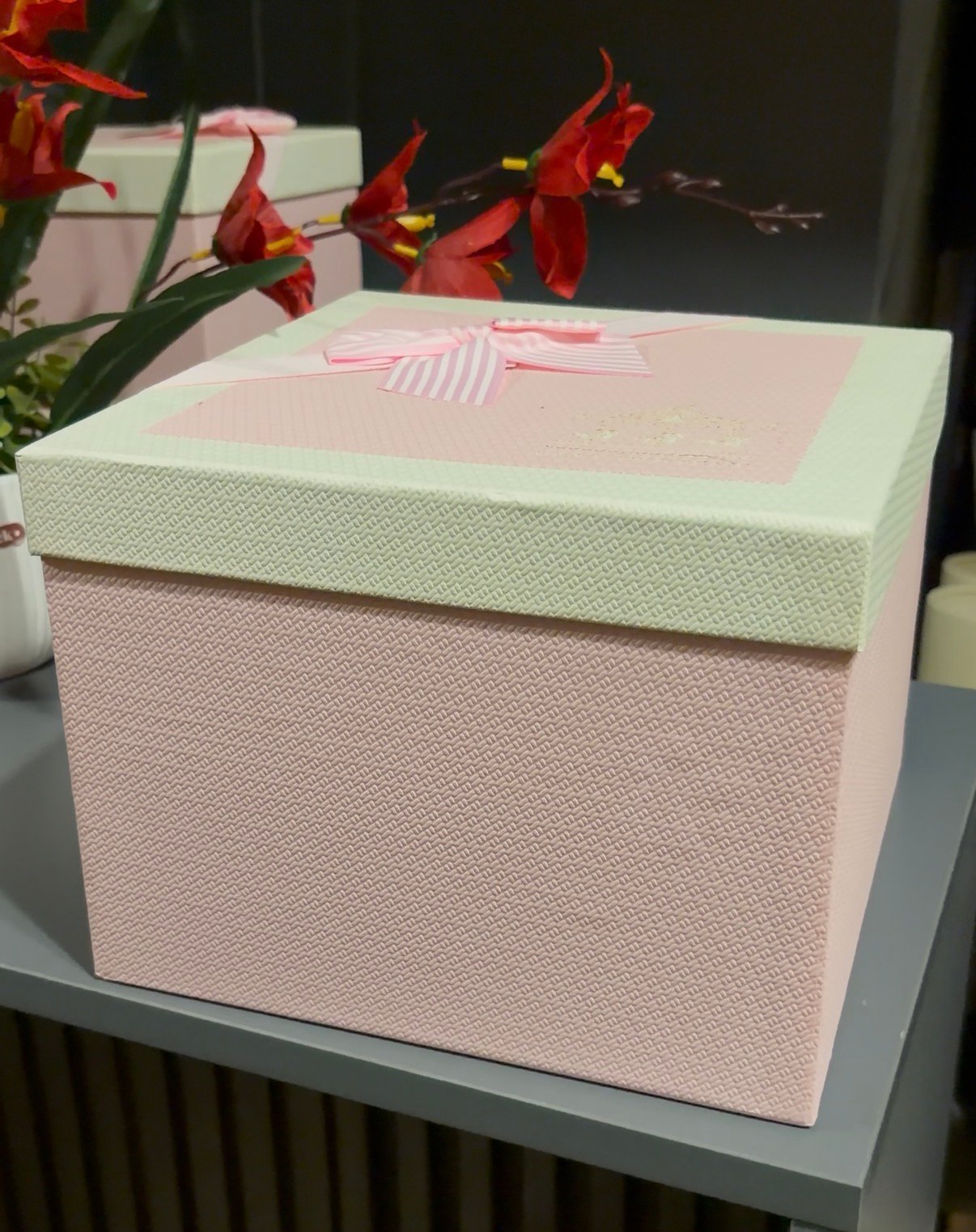Obaahemaa Gift Box Size 1